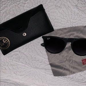 Erika Ray-ban sunglasses